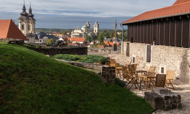 Novemberi programkavalkád az Egri várban: Jagelló-kiállítás, rajzfilmünnep és adventi délután – EgerHírek