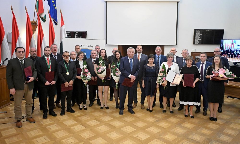 Heves vármegyében átadták a rangos elismeréseket – sportolók, szakemberek és közösségek is díjazottak – EgerHírek