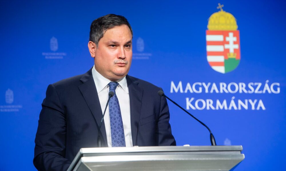 Kormány csökkenti az üzemanyagok jövedéki adóját az uniós minimum szintre – EgerHírek